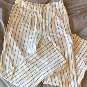 Striped Women’s Pants in White and Black